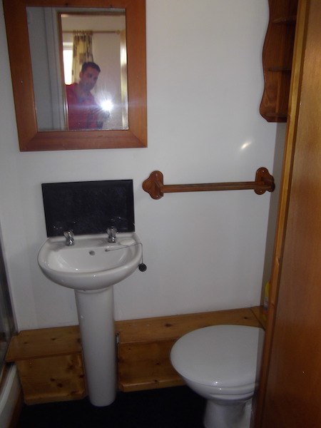15 Hawthorne Avenue Swansea - image 14