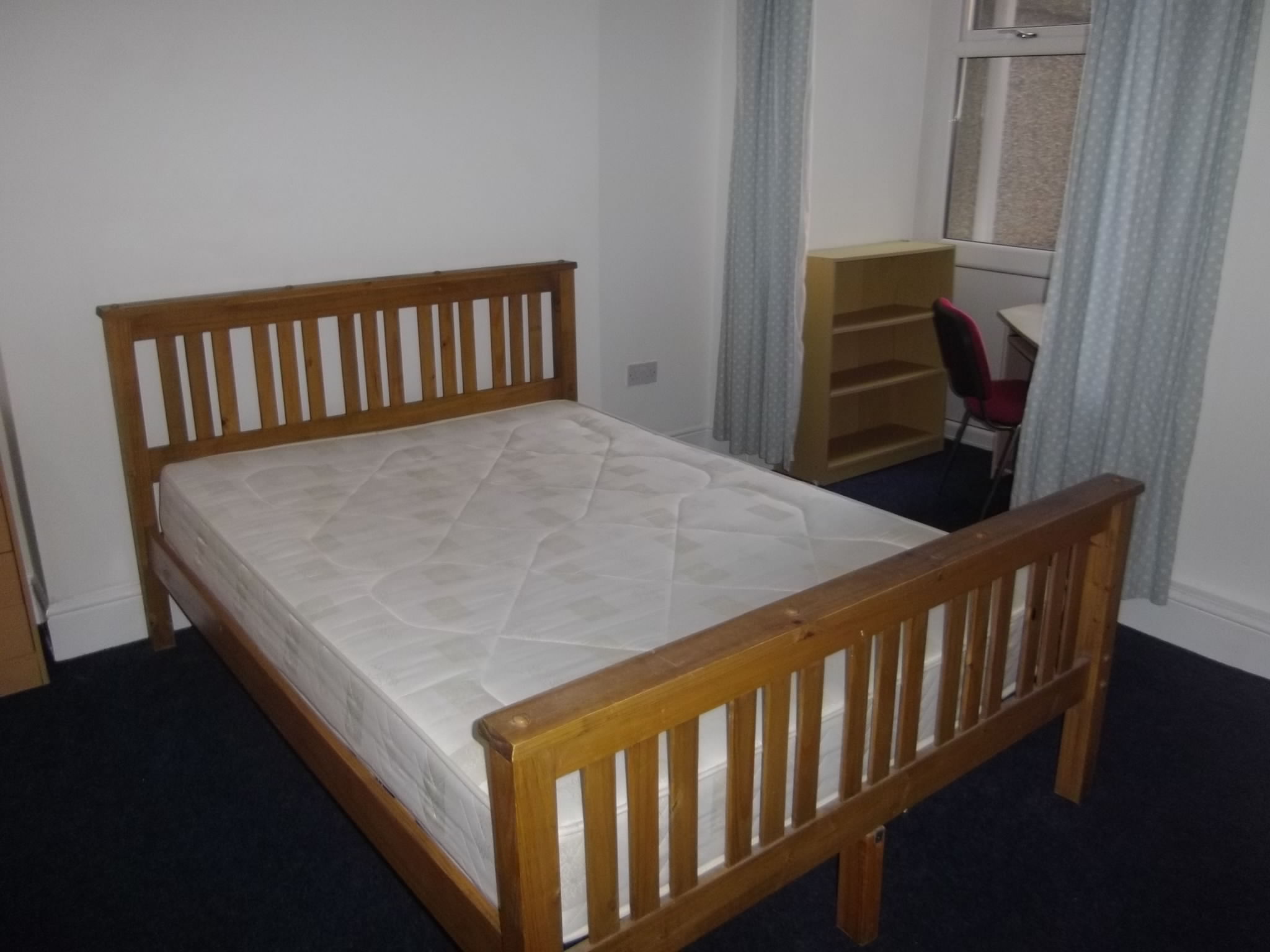 15a Hawthorne Avenue Swansea - image 6