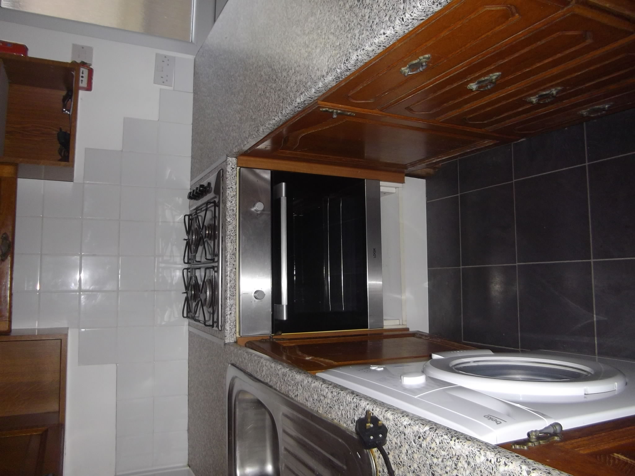 15a Hawthorne Avenue Swansea - image 17