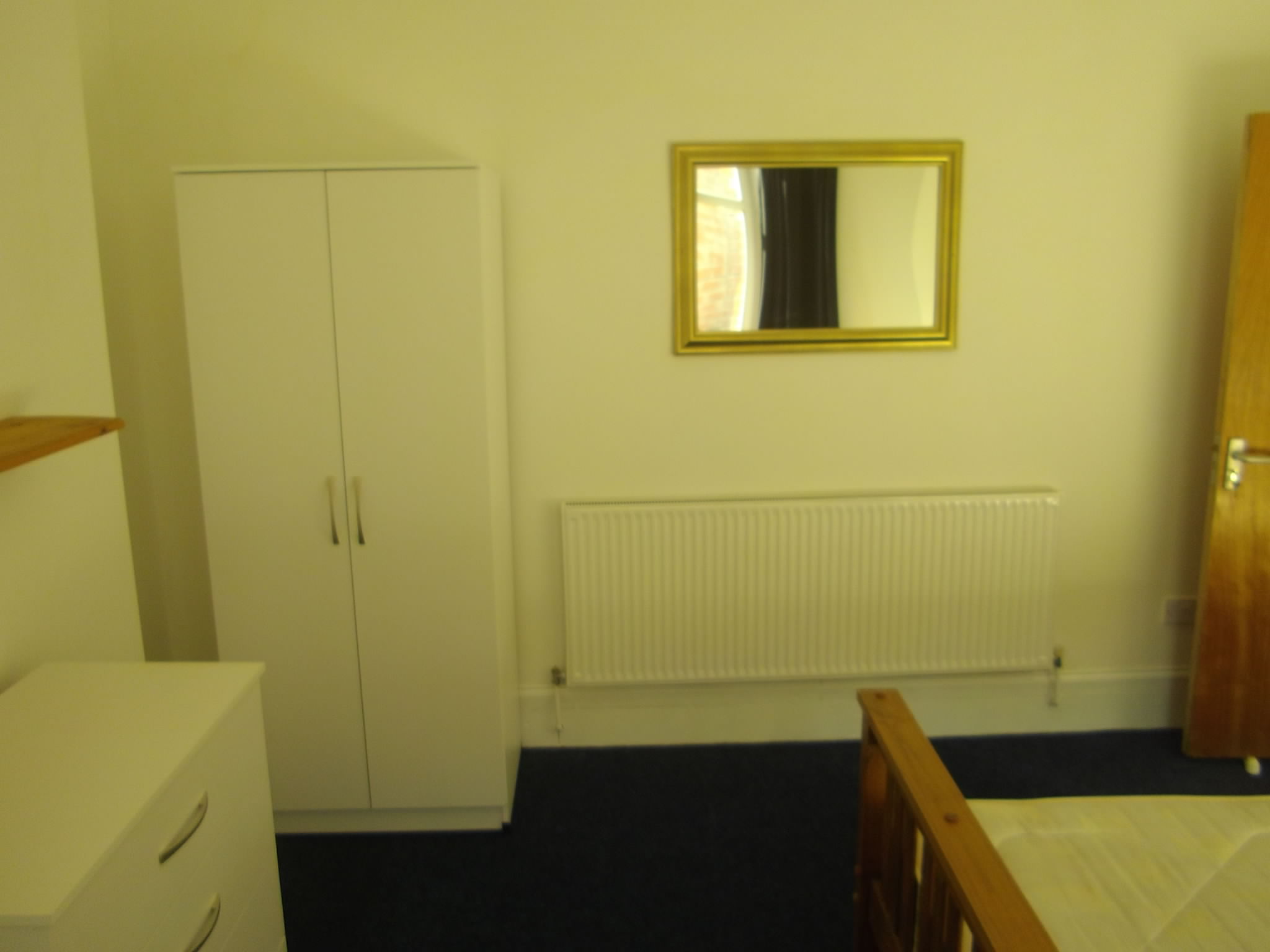 15a Hawthorne Avenue Swansea - image 5