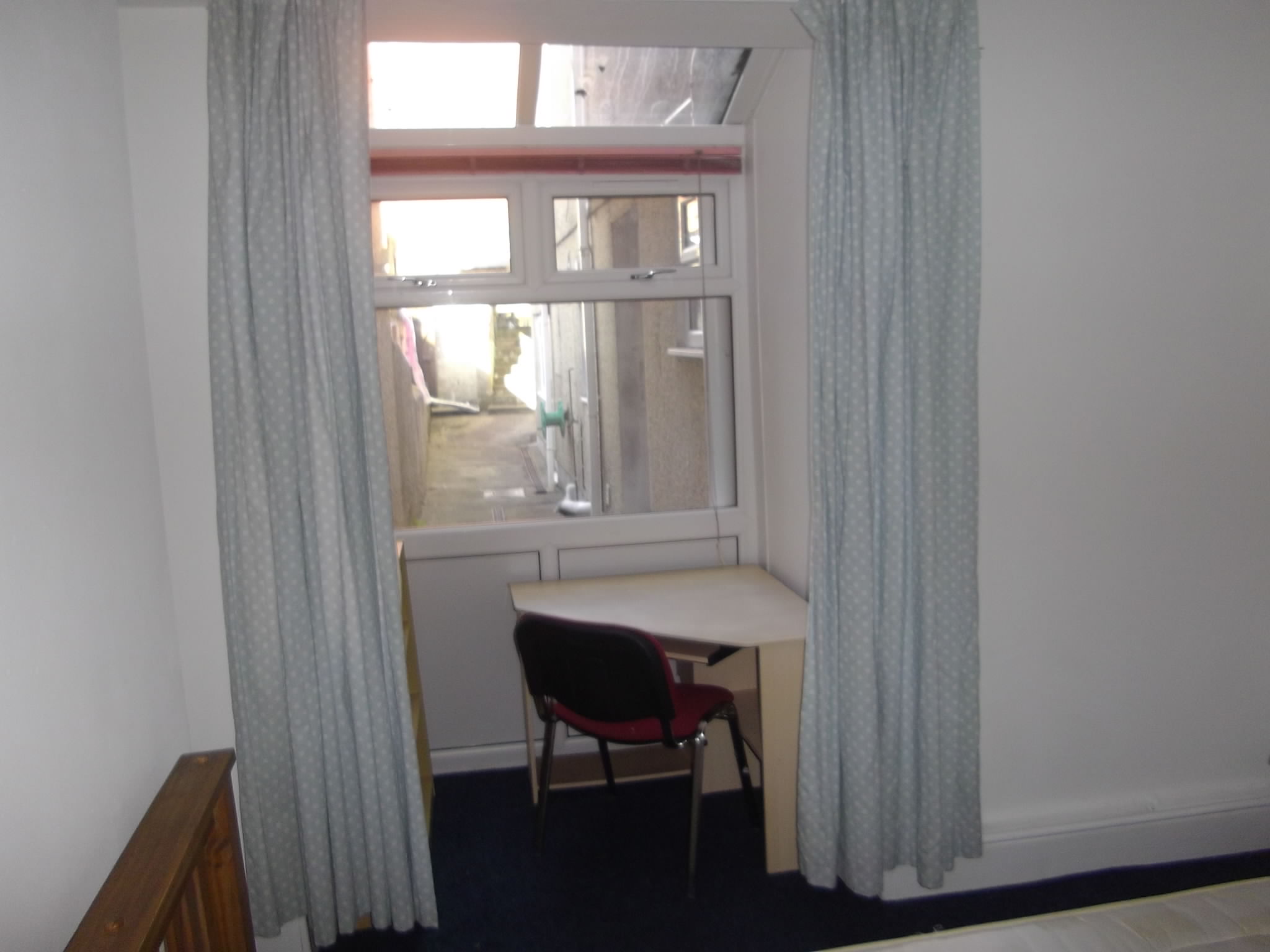 15a Hawthorne Avenue Swansea - image 7