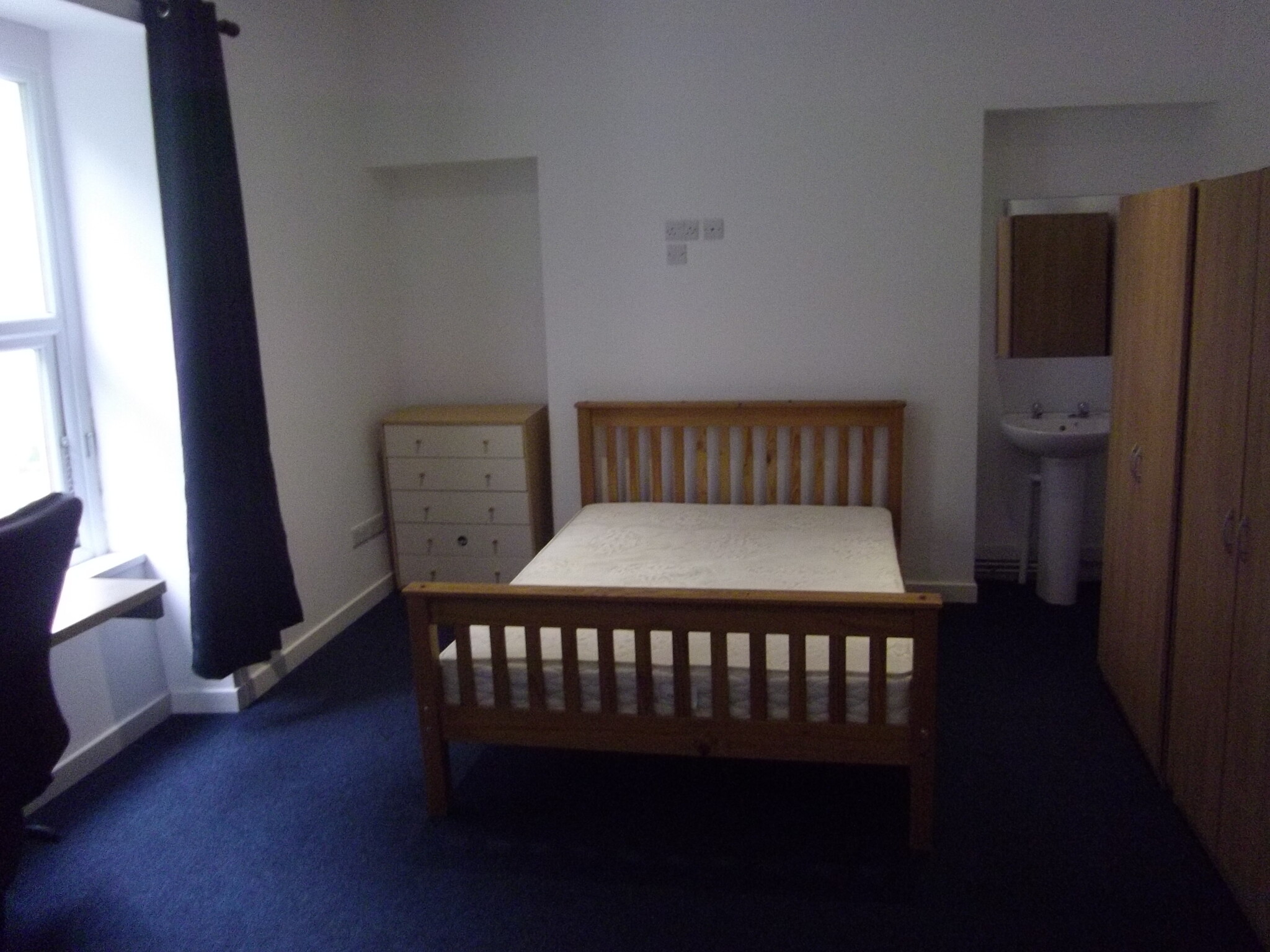 Bryn-y-Môr Crescent Swansea - image 8