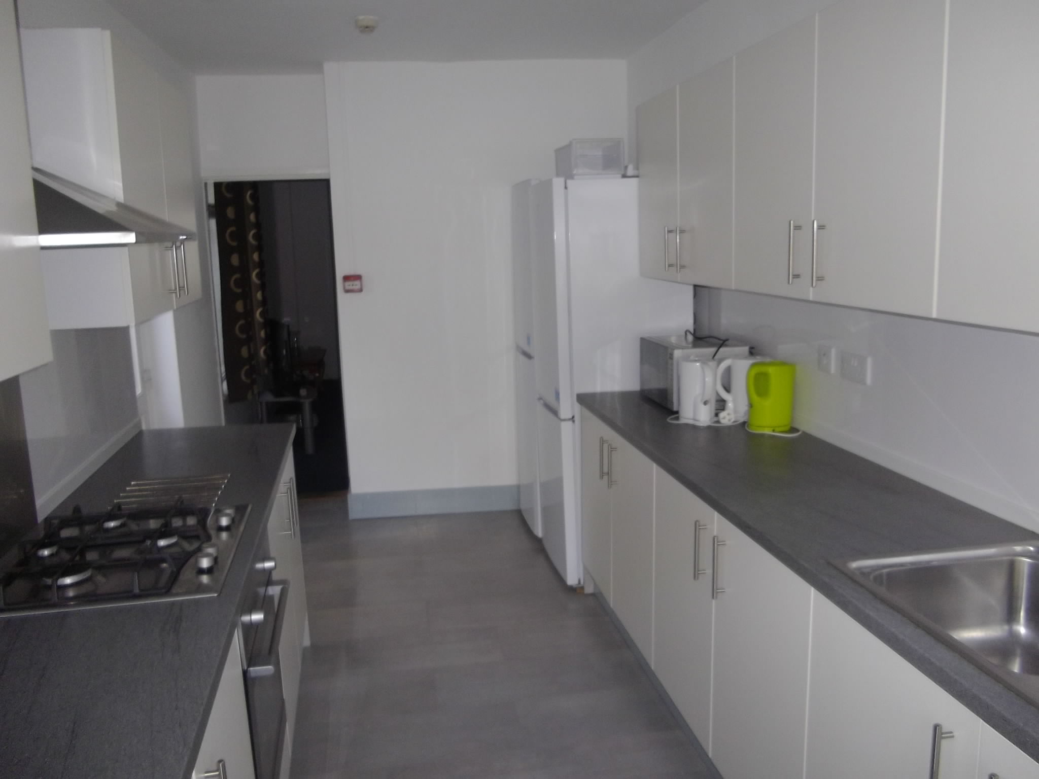 118 St Helens Rd Swansea - image 12