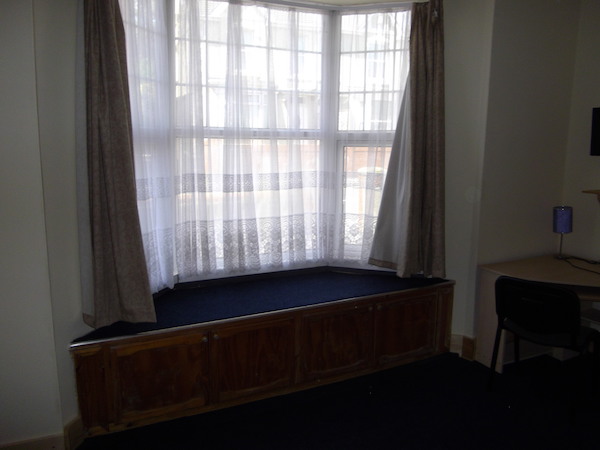 33 Dillwyn Rd Swansea - image 6