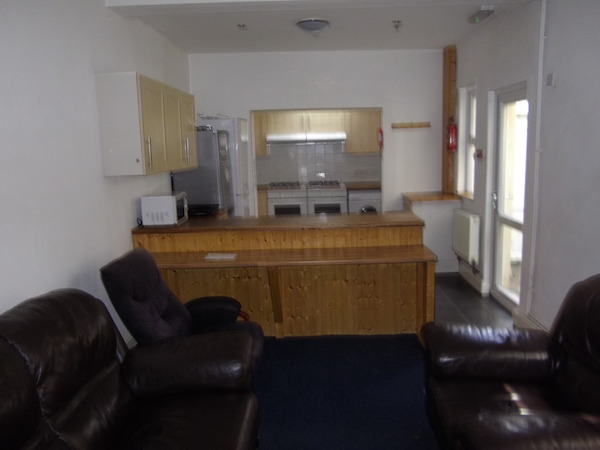 33 Bernard St Swansea - image 12