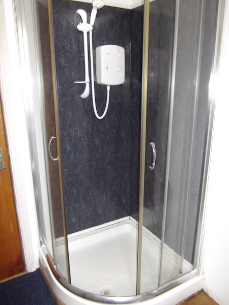 33 Bernard St Swansea - image 3