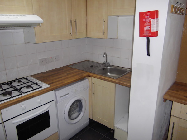33 Bernard St Swansea - image 9