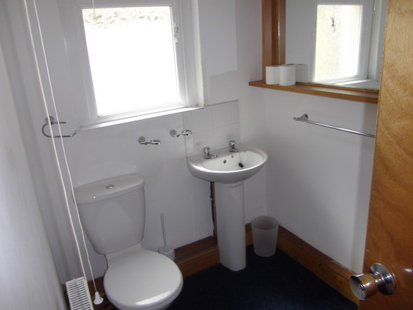 30 Ernald Place Swansea - image 7