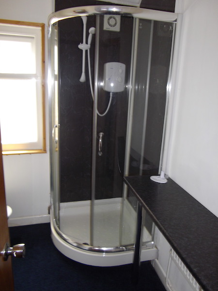 17 Hawthorne Avenue Swansea - image 2