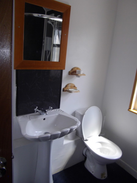 17 Hawthorne Avenue Swansea - image 3