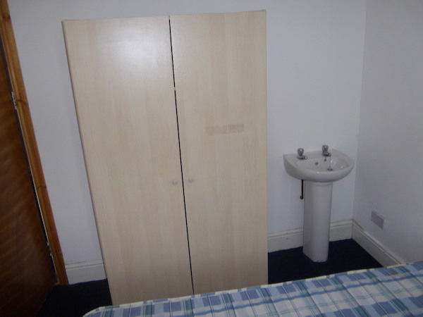 14 Pantygwyder Rd Swansea - image 17