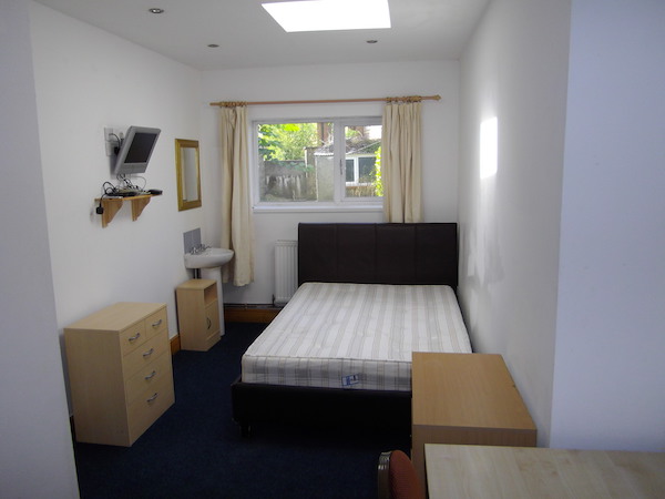 7 Del La Beche Rd Swansea - image 4