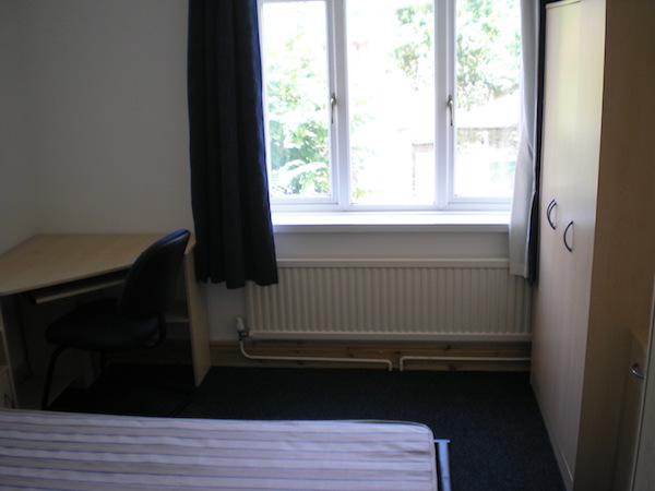 7 Del La Beche Rd Swansea - image 6