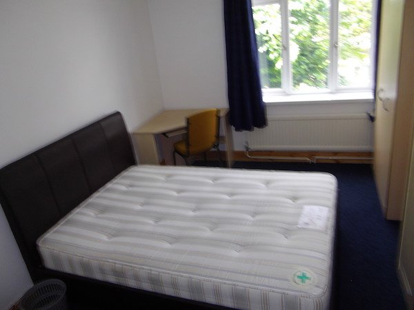 7 Del La Beche Rd Swansea - image 8