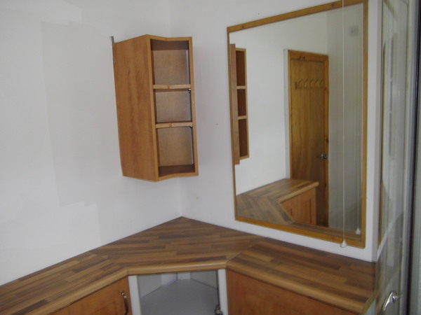 2 Ernald Place Swansea - image 2