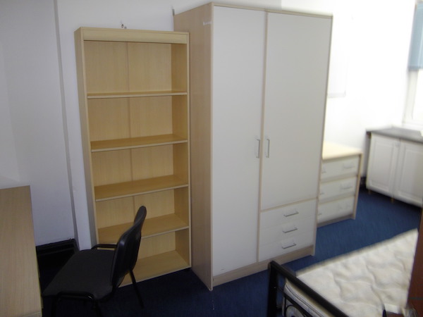 2 Ernald Place Swansea - image 16