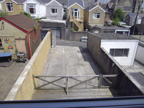 33 Bernard St Swansea - image 1